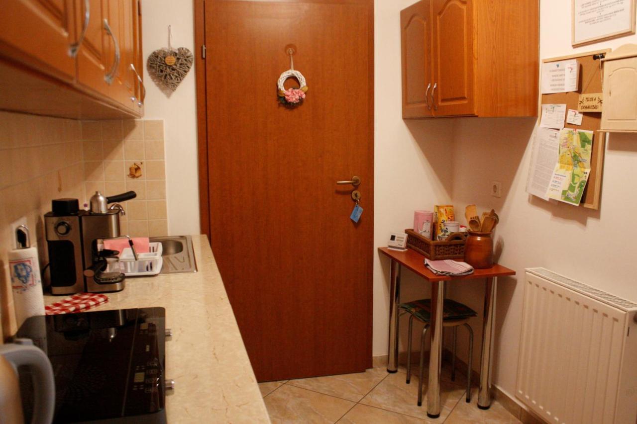 Ani Vendégház Egerszalók Apartamento Exterior foto