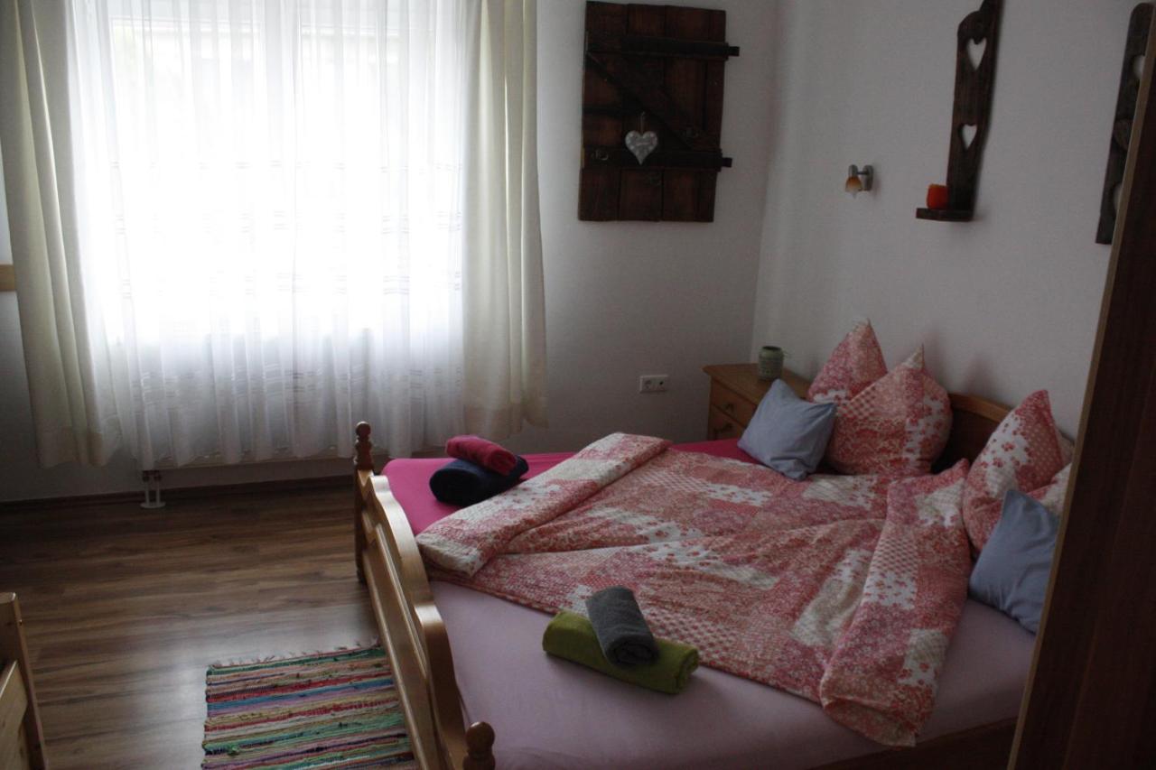 Ani Vendégház Egerszalók Apartamento Exterior foto